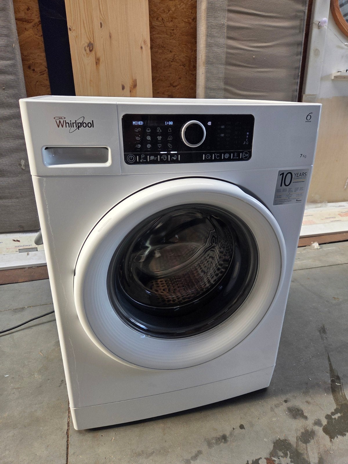 Vrijstaande Whirlpool 6th Sense 7 kg. wasmachine A++, Ophalen, Whirlpool, 1200 tot 1600 toeren, 6 tot 8 kg