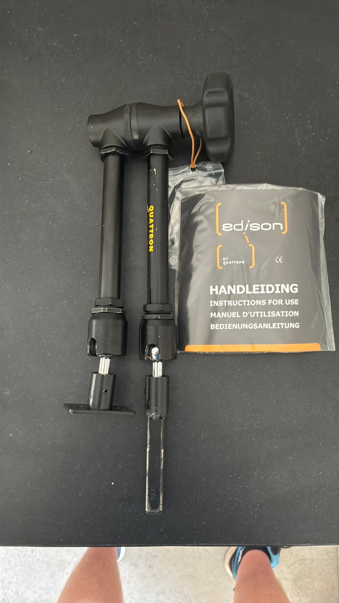 Edison quatron hoofdsteunbevestiging, Diversen, Ophalen of Verzenden, Zo goed als nieuw