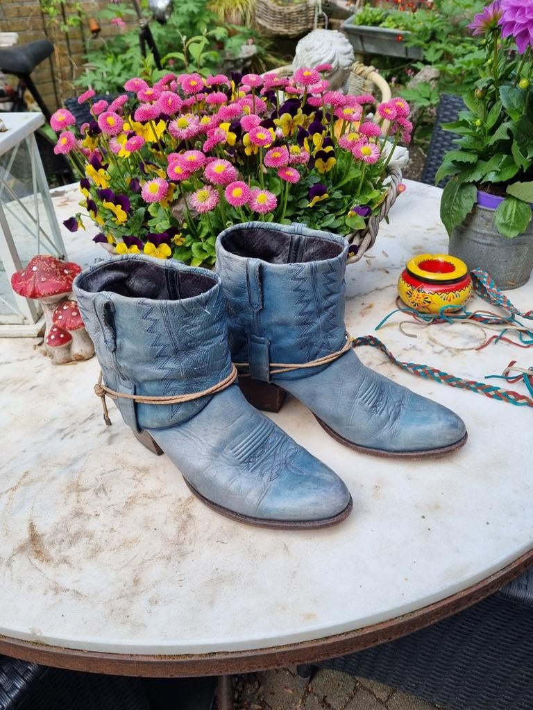 Sendra Laarzen, Kleding | Dames, Schoenen, Zo goed als nieuw, Hoge laarzen, Ophalen of Verzenden