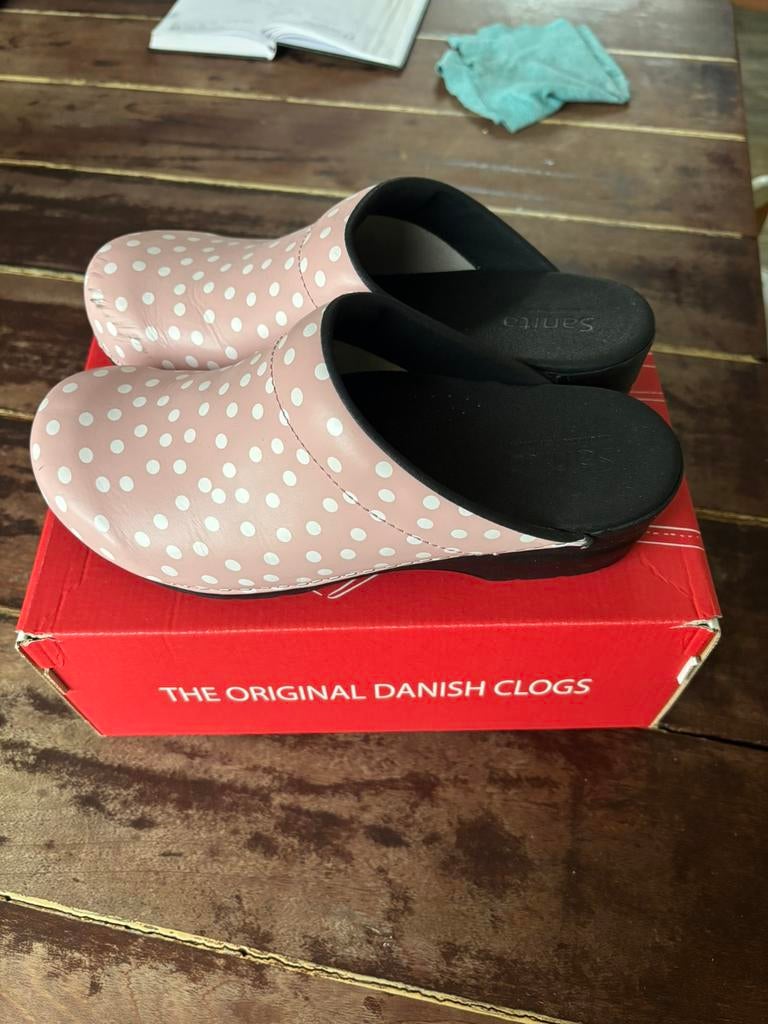 Sanita klompen, Kleding | Dames, Ophalen of Verzenden, Zo goed als nieuw, Roze, Werkschoenen
