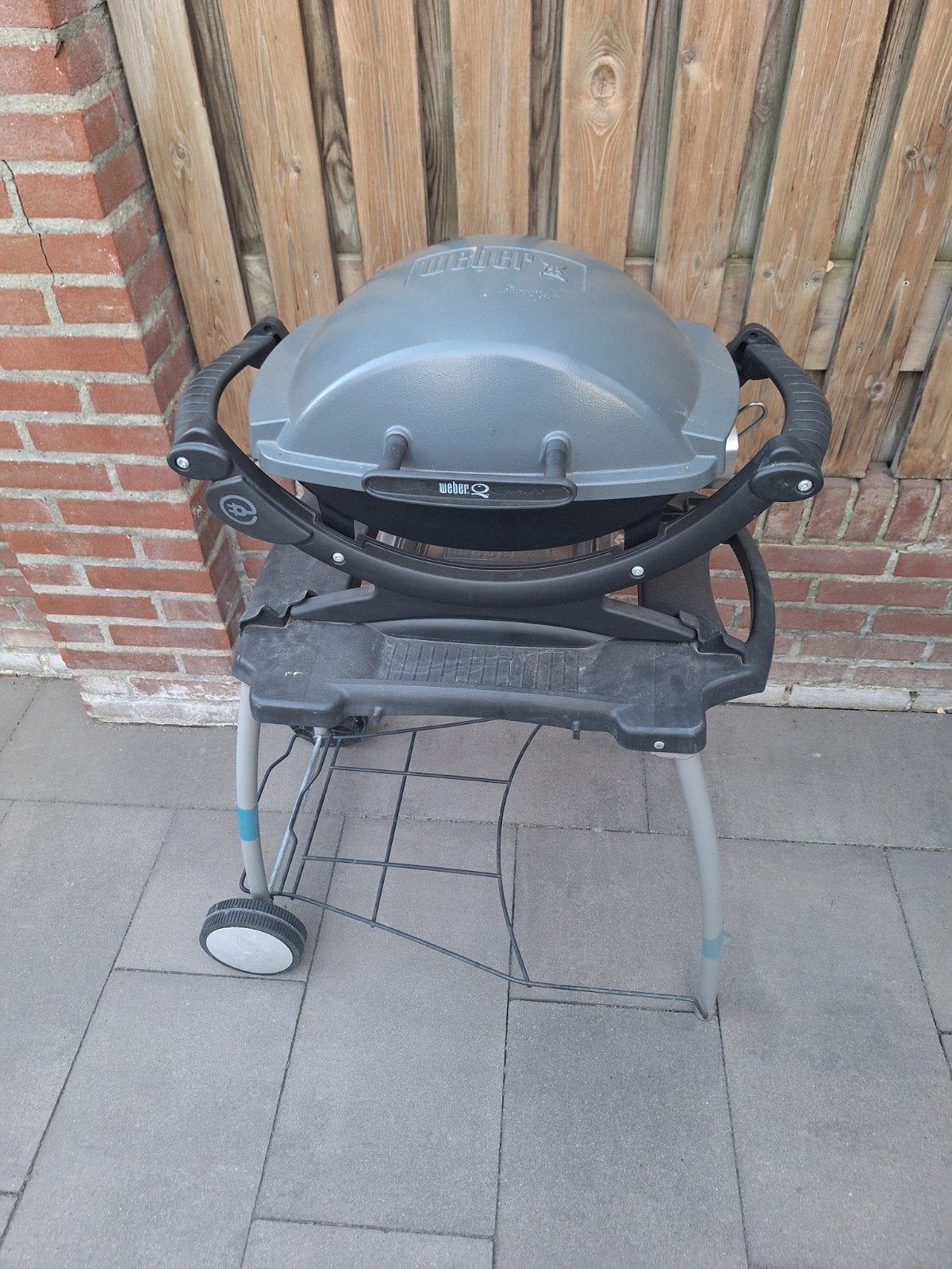 Weber electrische BBQ, Ophalen, Gebruikt, WEBER BBQ