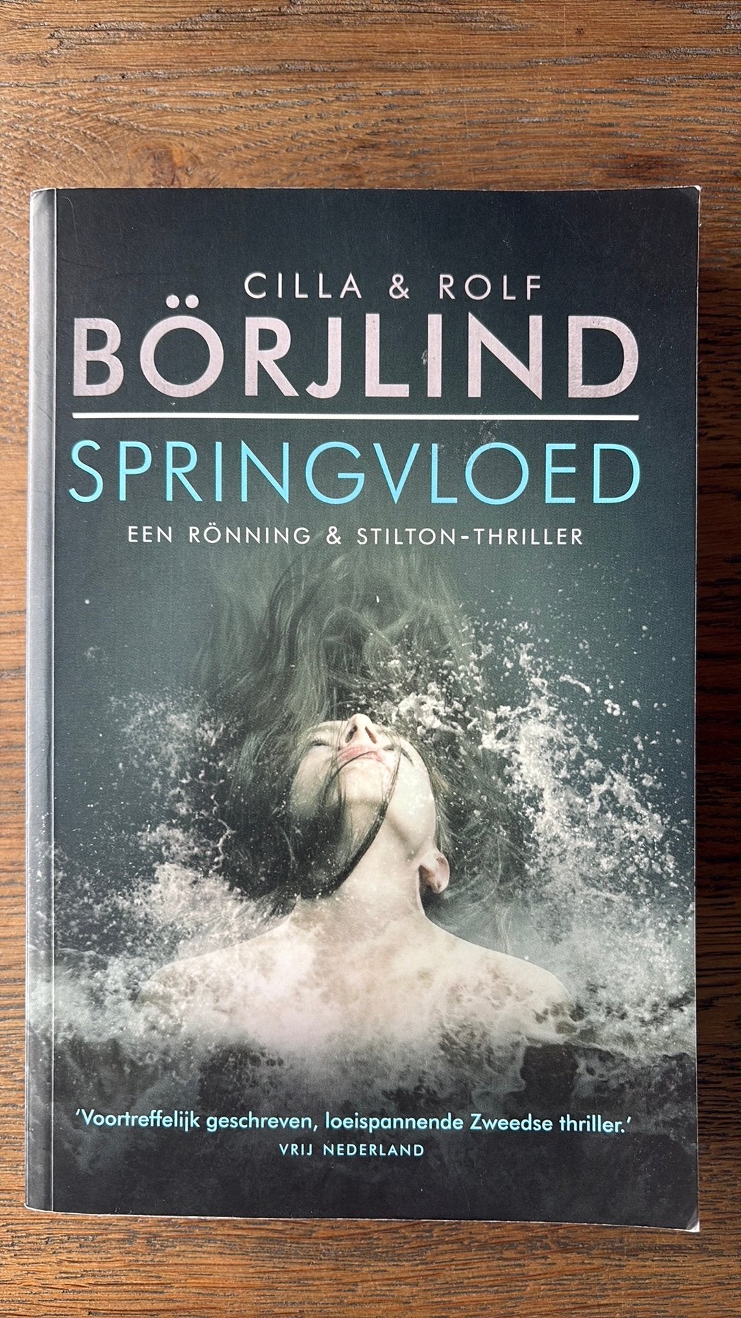 Cilla Börjlind - Springvloed, Ophalen of Verzenden, Zo goed als nieuw, Cilla Börjlind; Rolf Börjlind