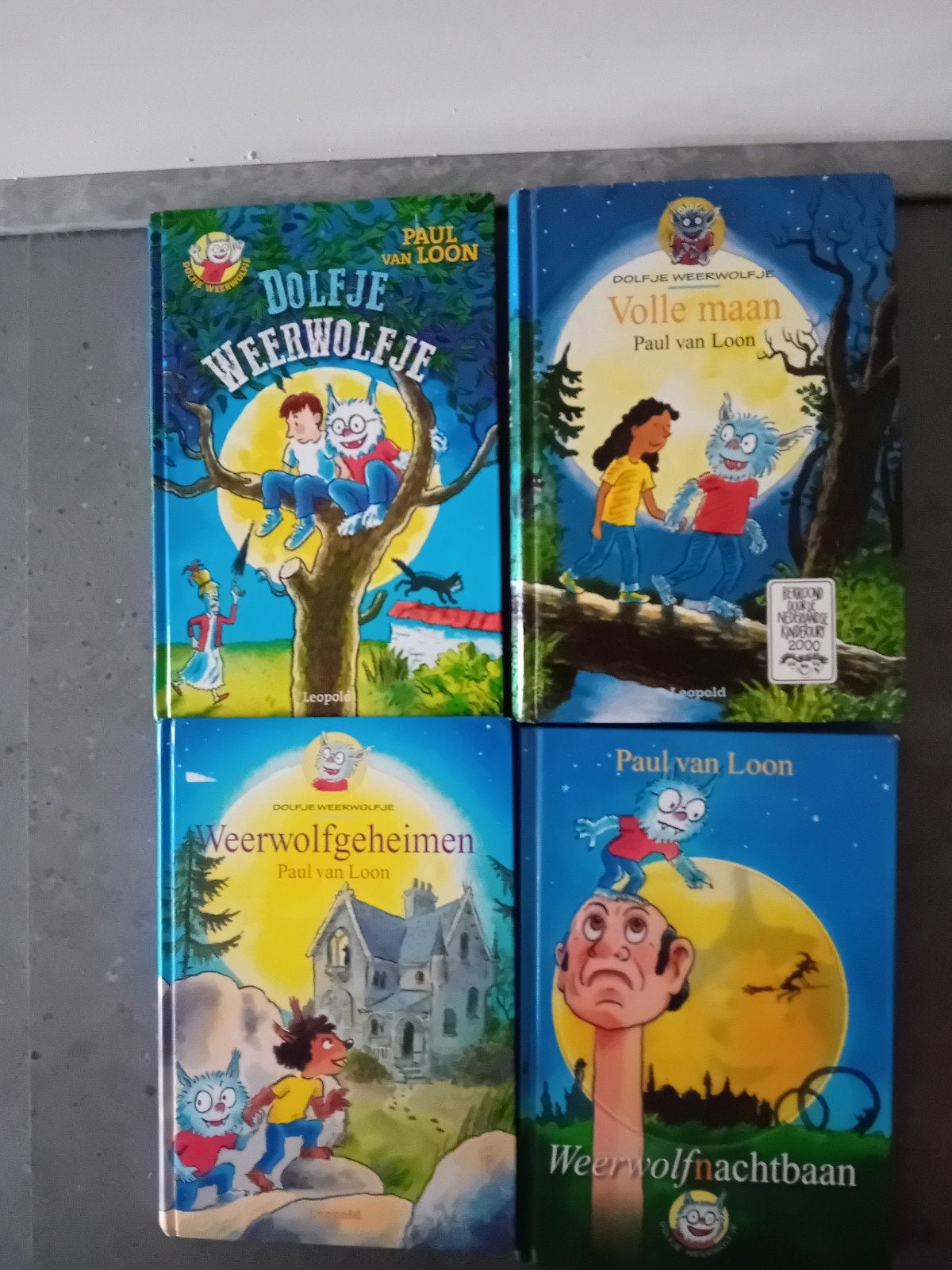 4 Dolfje Weerwolfje boeken Paul van Loon, Ophalen of Verzenden, Gelezen, Paul van Loon, Fictie algemeen