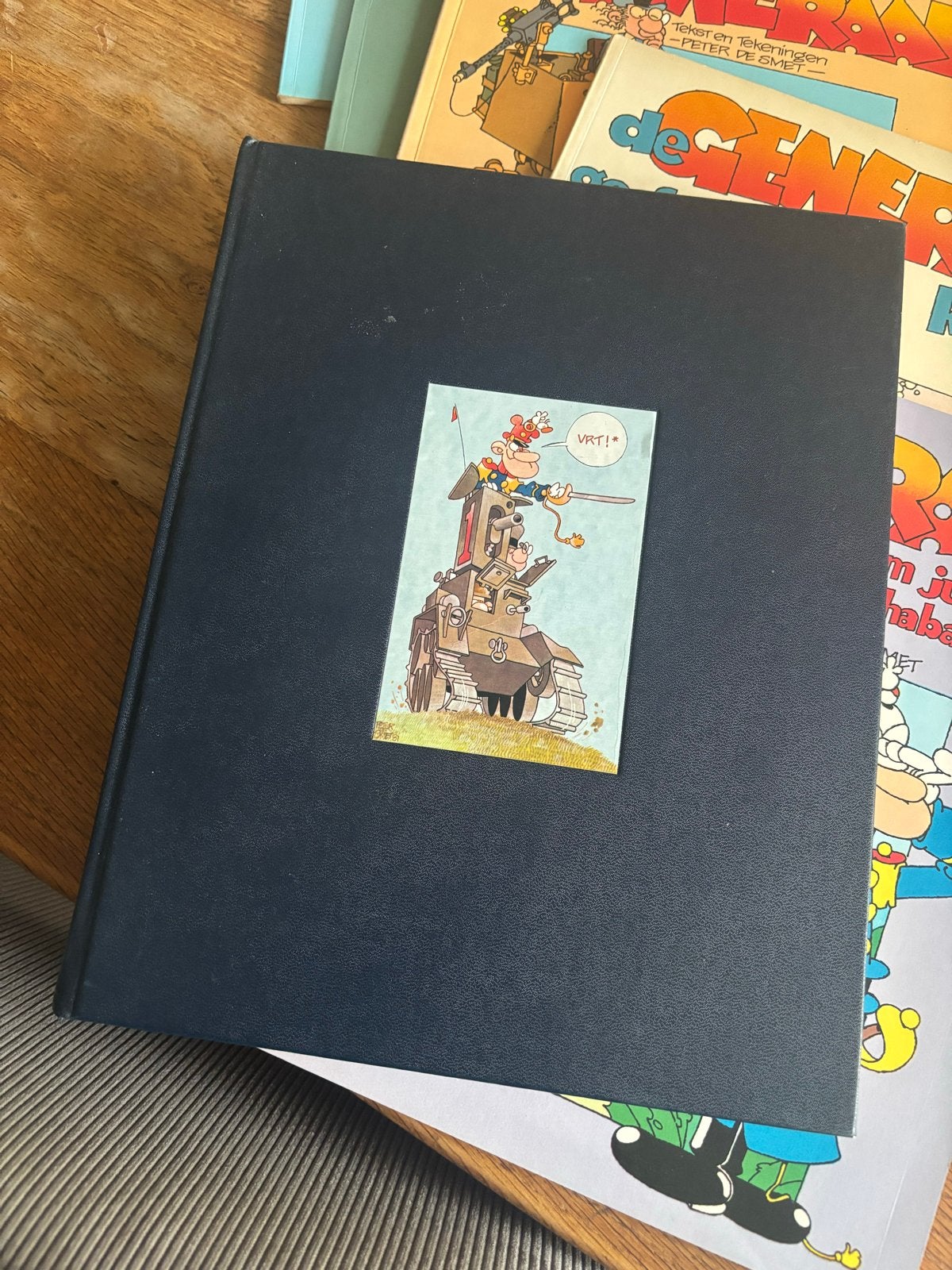 VRT* of 10 Jaar De Generaal - Peter de Smet (1981), Eén stripboek, Ophalen, Gelezen