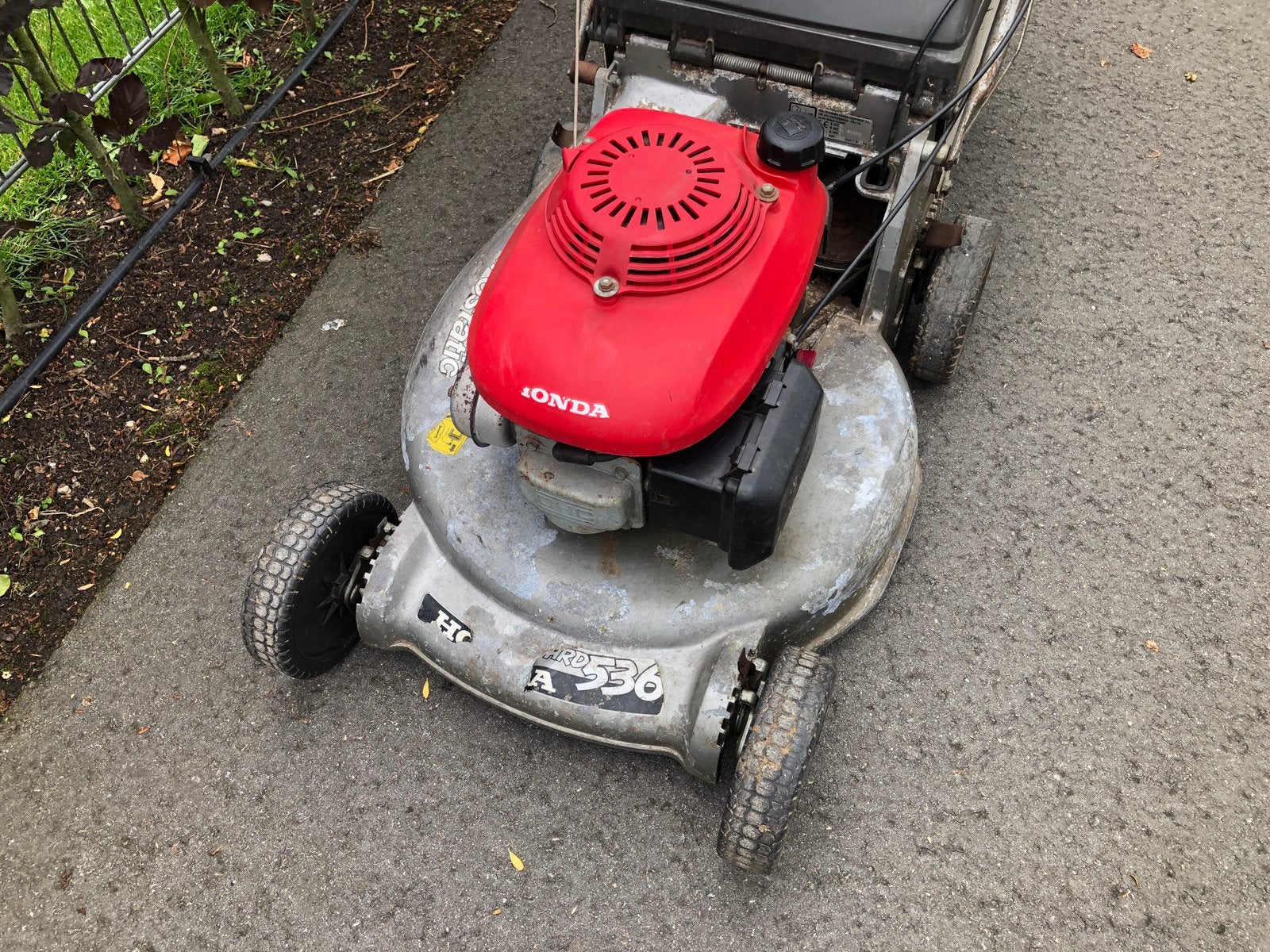 Honda grasmaaier hrd 536, Ophalen, Cirkelmaaier, Zo goed als nieuw, 50 cm of meer