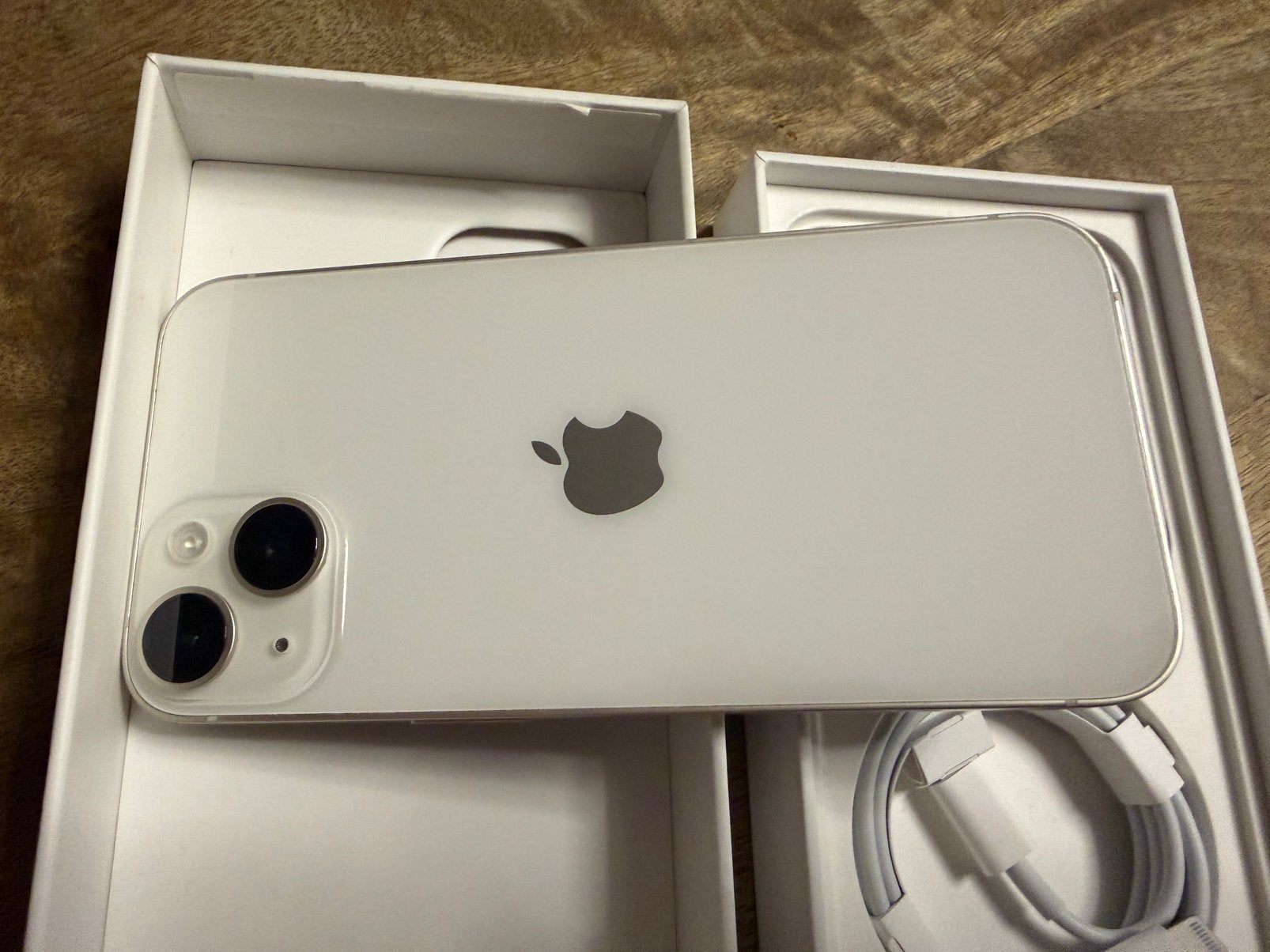 Iphone 14 z.g.a.n compleet met doos en toebehoren