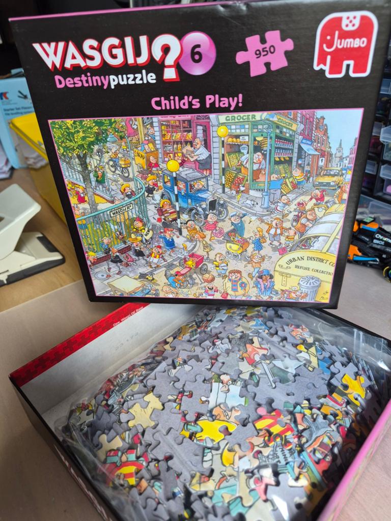 Wasgij Destiny 6 'Child's Play!' Legpuzzel 950 stukjes, Ophalen