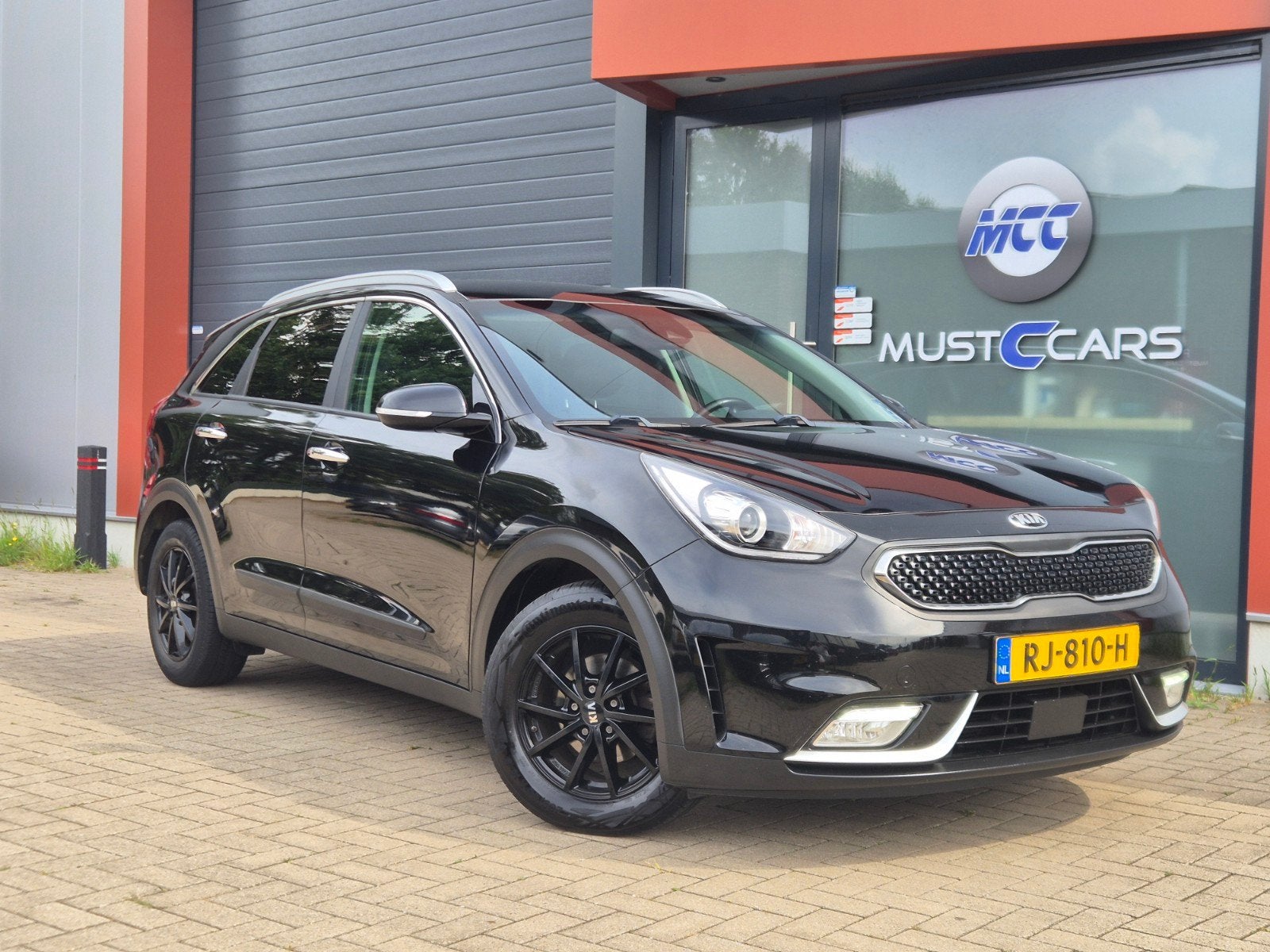 Kia Niro 1.6 GDi Hybrid 141pk Dct6/Cruise/Camera/Leer/Stoelv, Zwart, Bedrijf, 26 km/l, SUV of Terreinwagen