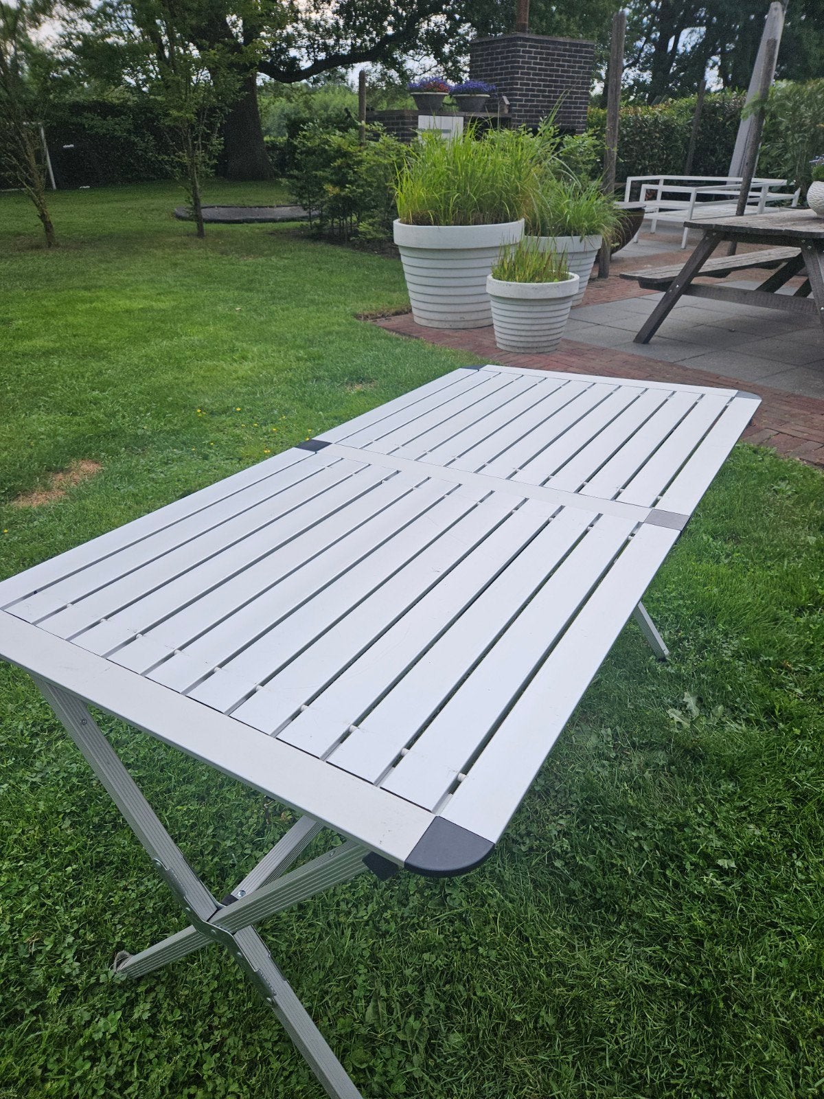 Opvouwbare campingtafel met opbergnet, 140x70 cm, Caravans en Kamperen, Kampeermeubelen, Ophalen, Gebruikt, Campingtafel