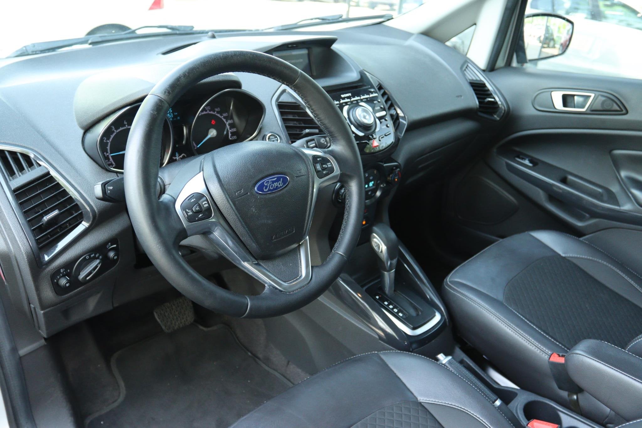 FORD ECOSPORT 1.5 Ti-VCT TITANIUM AUT. | WINTERPACK | CAMERA, Euro 6, Leder en Stof, Origineel Nederlands, Automatische klimaatregeling