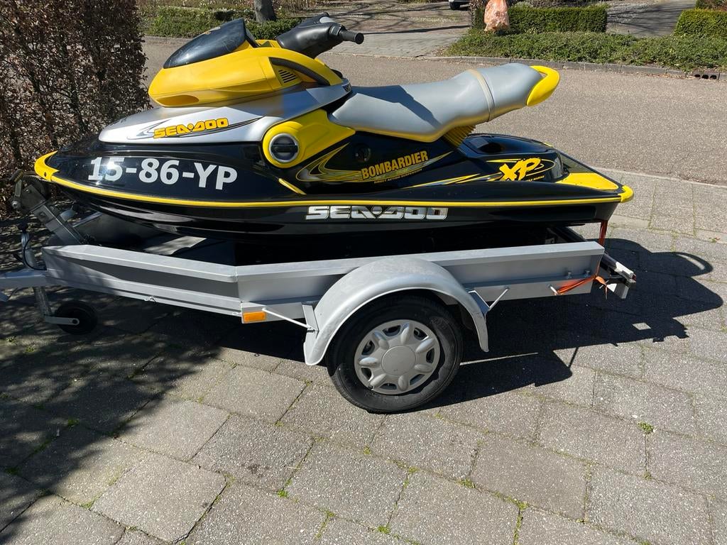 Jetski Sea Doo. Geel zwart, Watersport en Boten, Ophalen of Verzenden, Zo goed als nieuw, Benzine, 120 tot 200 pk