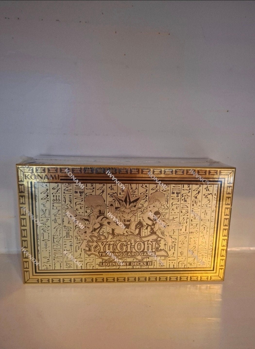 Yu-Gi-Oh!  X4 Legendary Decks II Boosterbox Nieuw Geseald, Hobby en Vrije tijd, Ophalen of Verzenden, Nieuw, Boosterbox
