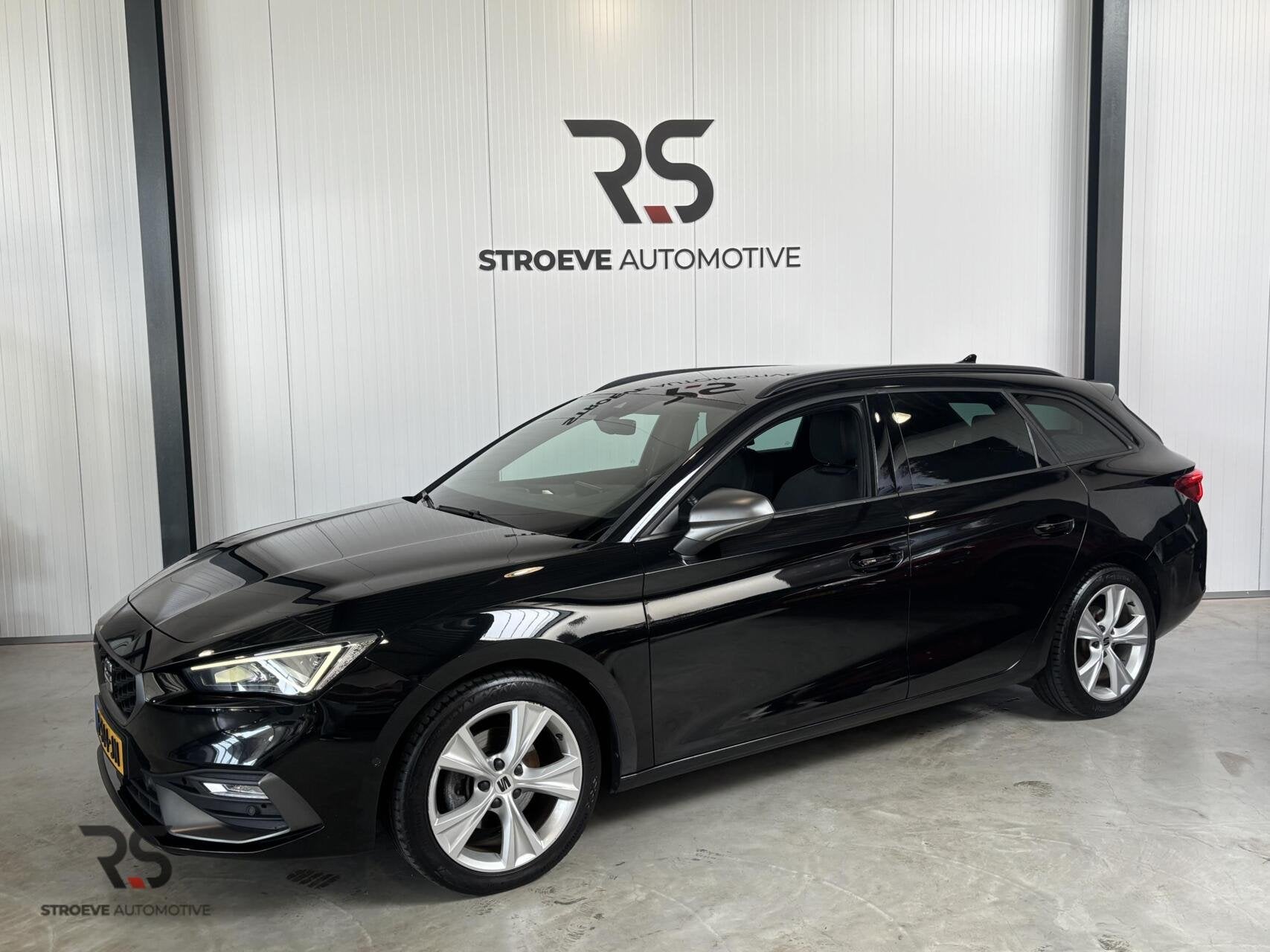 Seat Leon Sportstourer 1.5 eTSI 150 pk DSG FR Buss Intense |, Stof, 1498 cc, Euro 6, 4 cilinders