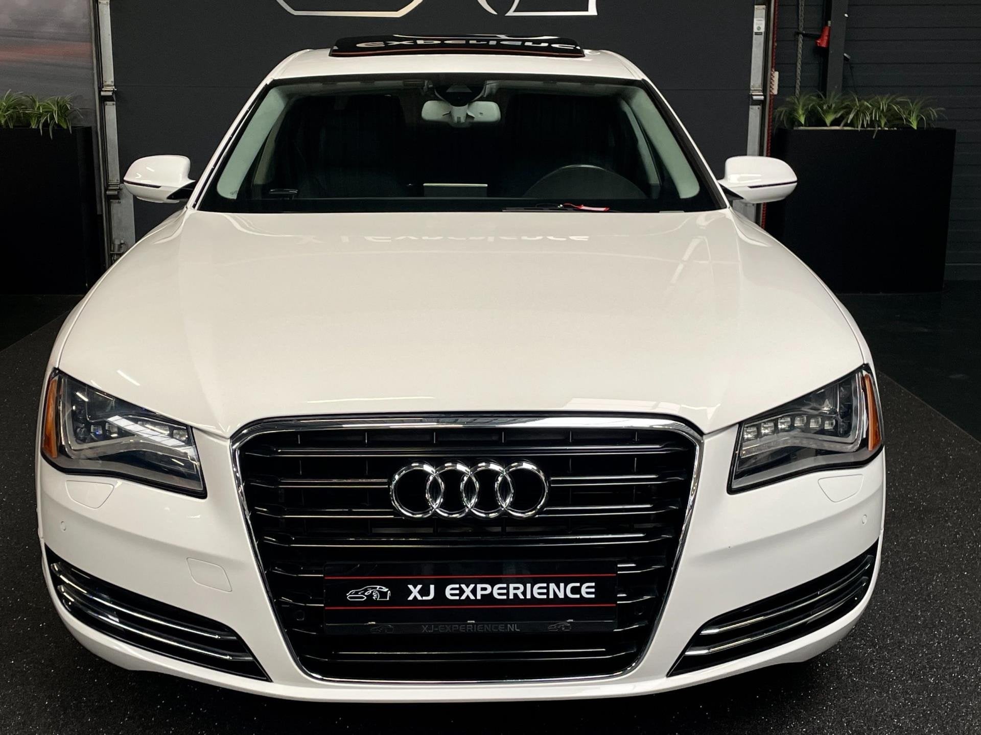 Audi A8 4.2 FSI quattro Lang Exclusive*Panoramadak*Massage*L, Automaat, Gebruikt, Wit, Leder