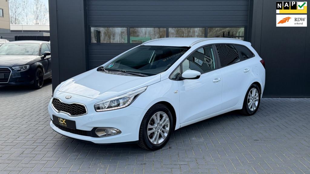 Kia Cee'd Sportswagon 1.6 GDI ComfortLine Airco|Trekhaak|Cru, Auto's, Voorwielaandrijving, Euro 5, 135 pk, Gebruikt