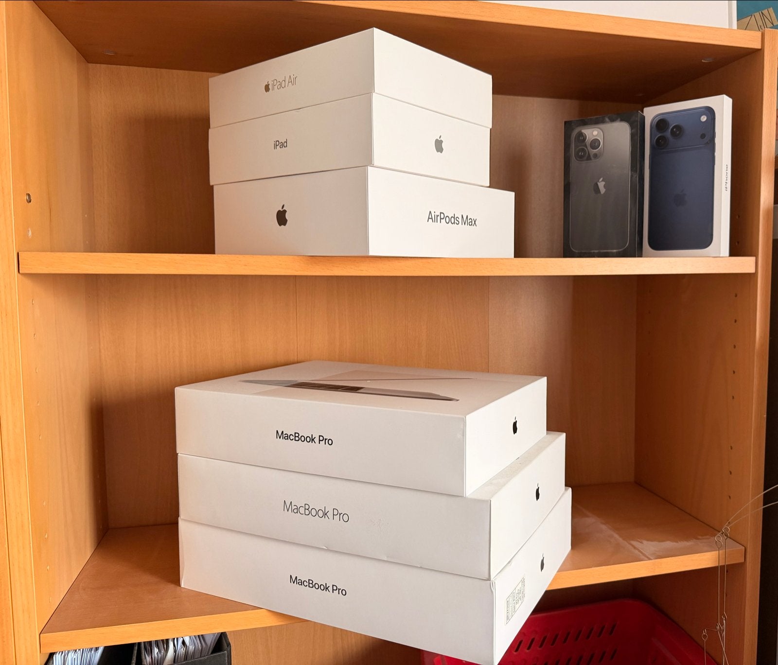 Diverse Apple dozen (iPad, MacBook Pro, iPhone, AirPods Max), Gebruikt, 2 tot 3 Ghz, 13 inch, Ophalen