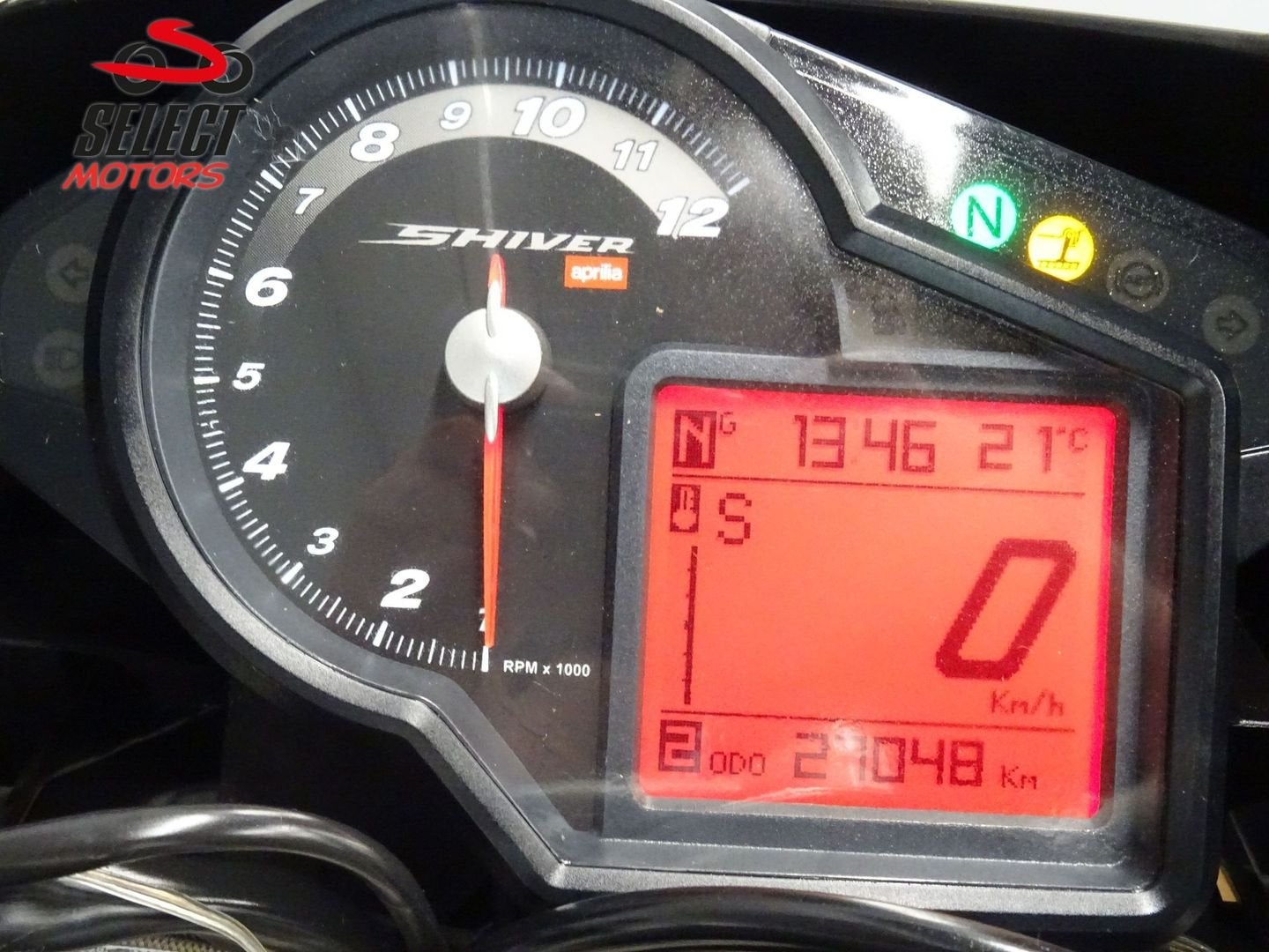 MOOIE APRILIA SL 750 SHIVER 35 kw A2 (2011), 750 cc, 2 cilinders, Onbekend, APRILIA