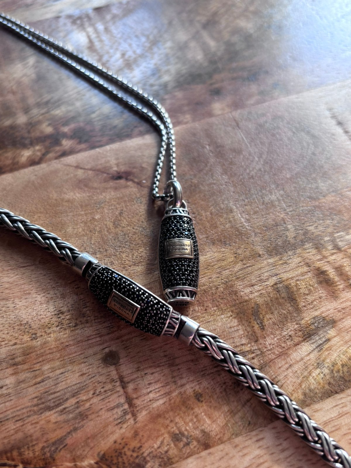 Buddha to Buddha Katja Black Spinel Limited Edition, Sieraden, Tassen en Uiterlijk, Kettingen, Ophalen, Zo goed als nieuw, Zilver
