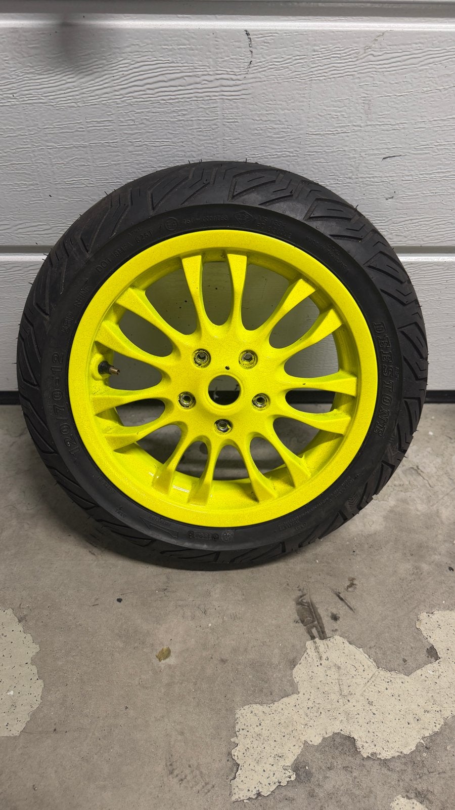 Vespa Sprint Voorvelg met goede profiel, Ophalen of Verzenden, Gebruikt, Overige typen, Vespa