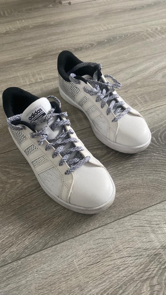 Adidas sneakers 38 1/3, Sport en Fitness, Golf, Ophalen of Verzenden, Zo goed als nieuw, Schoenen