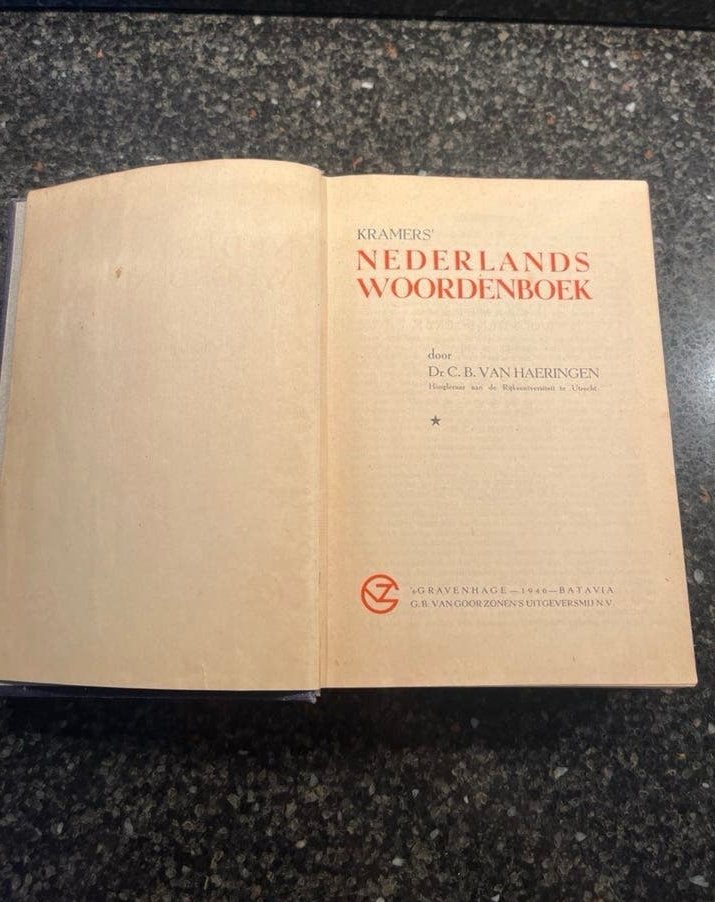 Kramers' Nederlands Woordenboek 1946 - Dr. C.B. van Haeringe, Ophalen of Verzenden, Gelezen, Kramers, Nederlands