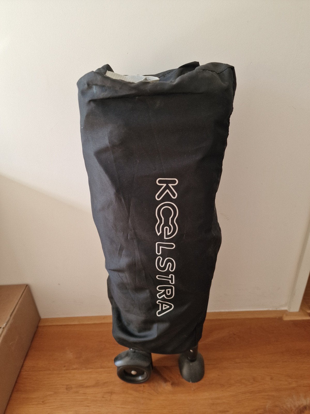 Nieuw! Koelstra campingbedje / travel sleeper in hele goede, Ophalen, Zo goed als nieuw