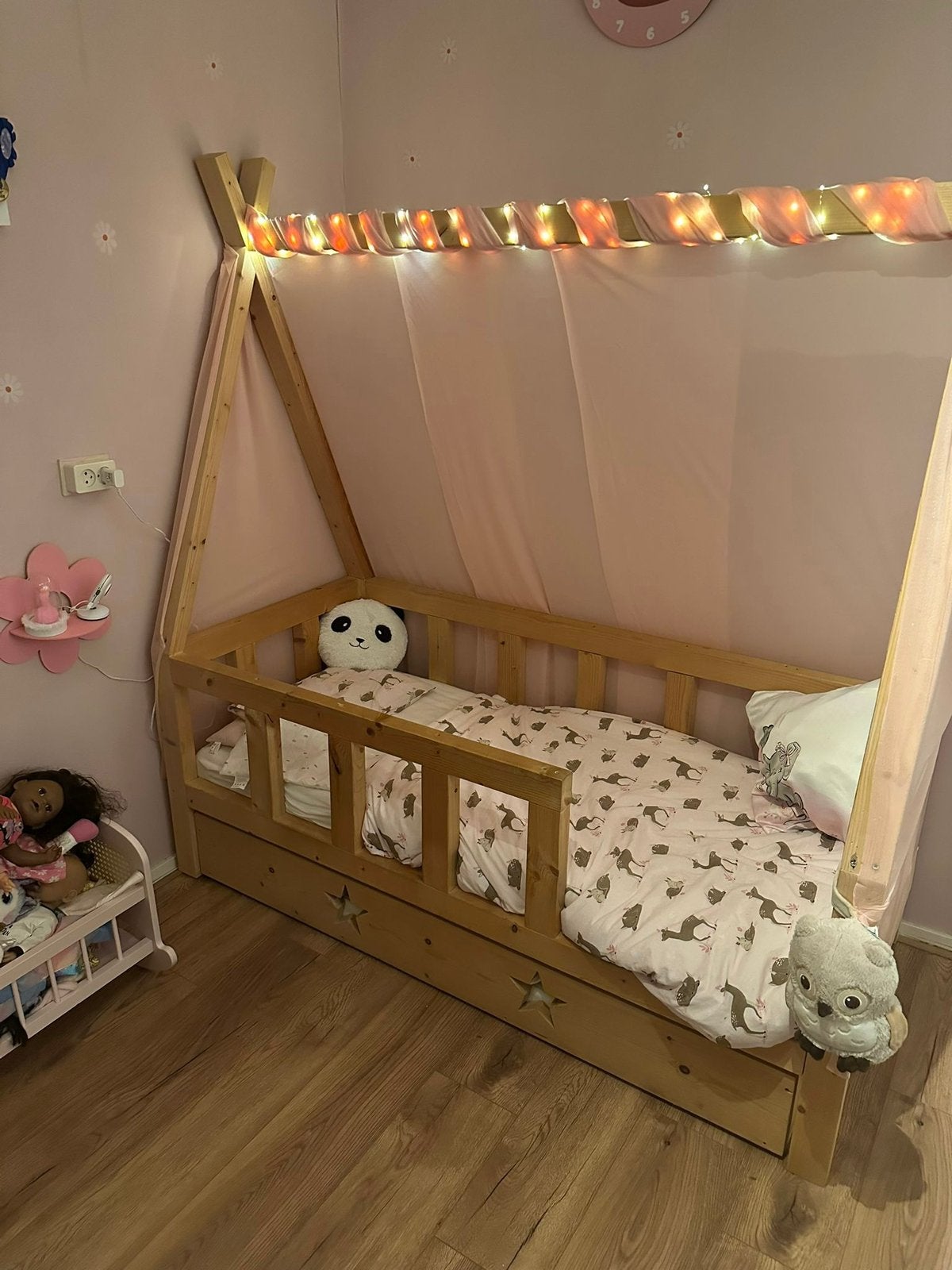 Tipi peuter bed, Ophalen, 70 tot 85 cm, 140 tot 160 cm, Zo goed als nieuw