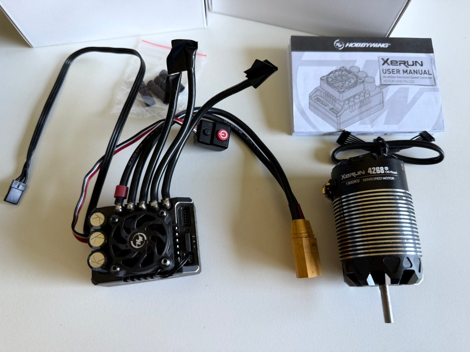 Hobbywing Combo ESC XR8 Pro G2 Motor 4268 G3 1900Kv sensored, Ophalen of Verzenden, Schaal 1:8, Elektro, Auto offroad