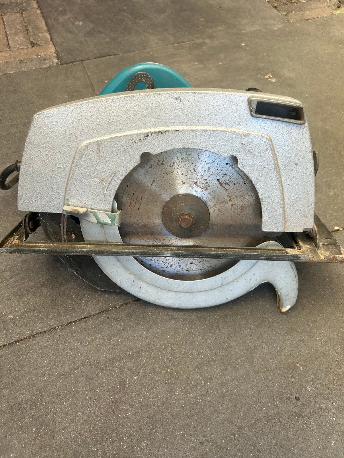 Makita 235mm Cirkelzaag - Gebruikt, Doe-het-zelf en Verbouw, Gereedschap | Zaagmachines, Ophalen, Gebruikt, Cirkelzaag, 70 mm of meer