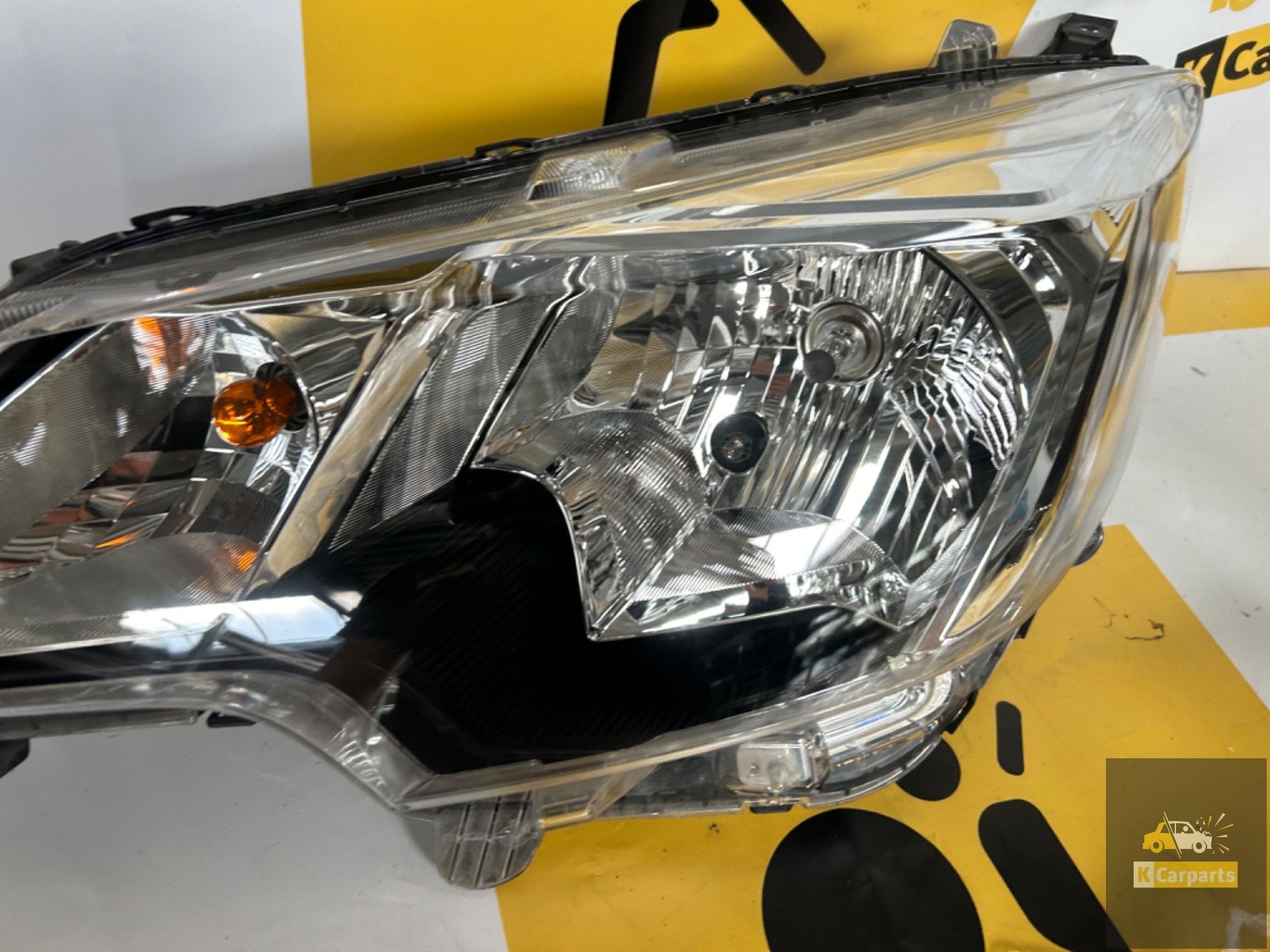 Mitsubishi space star links koplamp 8301D445 origineel, Info@mitsubishi-motors.com, Gebruikt, Mitsubishi Motors Corporation, Ophalen of Verzenden