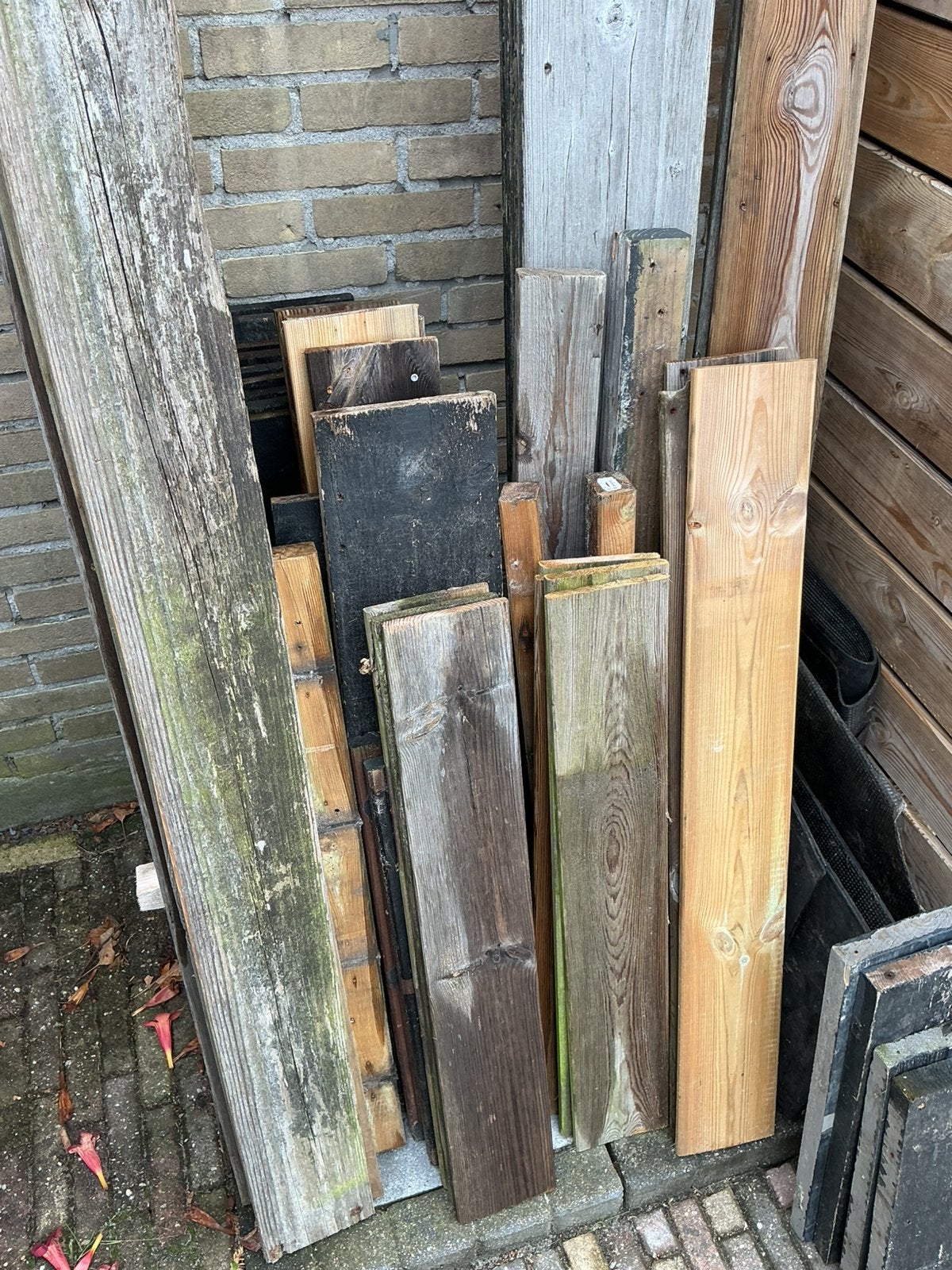 Gratis tuinhout, Ophalen, 1 tot 2 meter, Minder dan 3 meter, Zo goed als nieuw