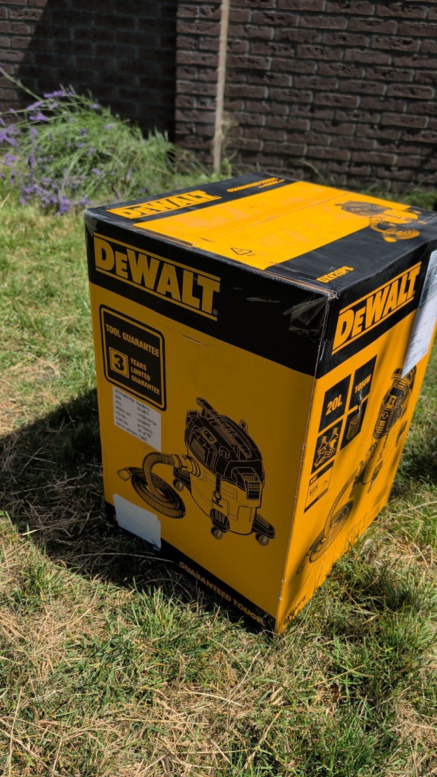 Nieuwe DeWalt stofzuiger 20L 1050W - Ongebruikt, Ophalen of Verzenden, Nieuw