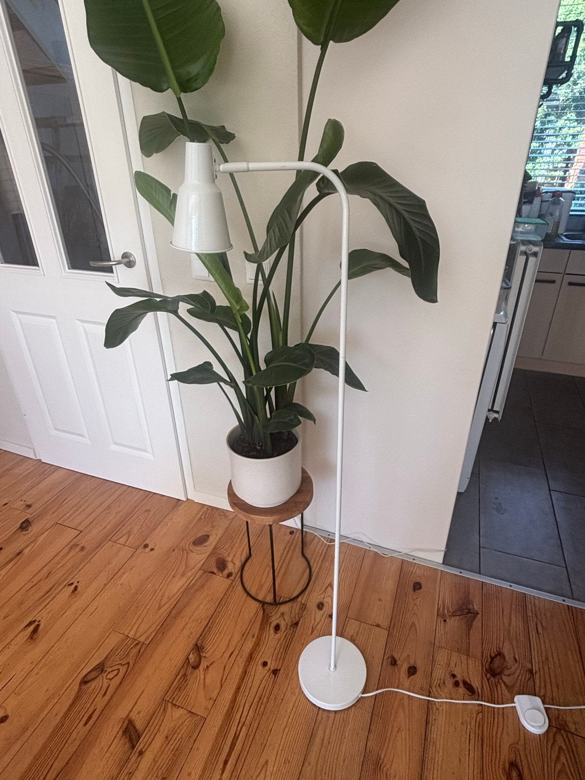 Witte vloerlamp 135 cm, Ophalen of Verzenden, Zo goed als nieuw, Metaal, 100 tot 150 cm