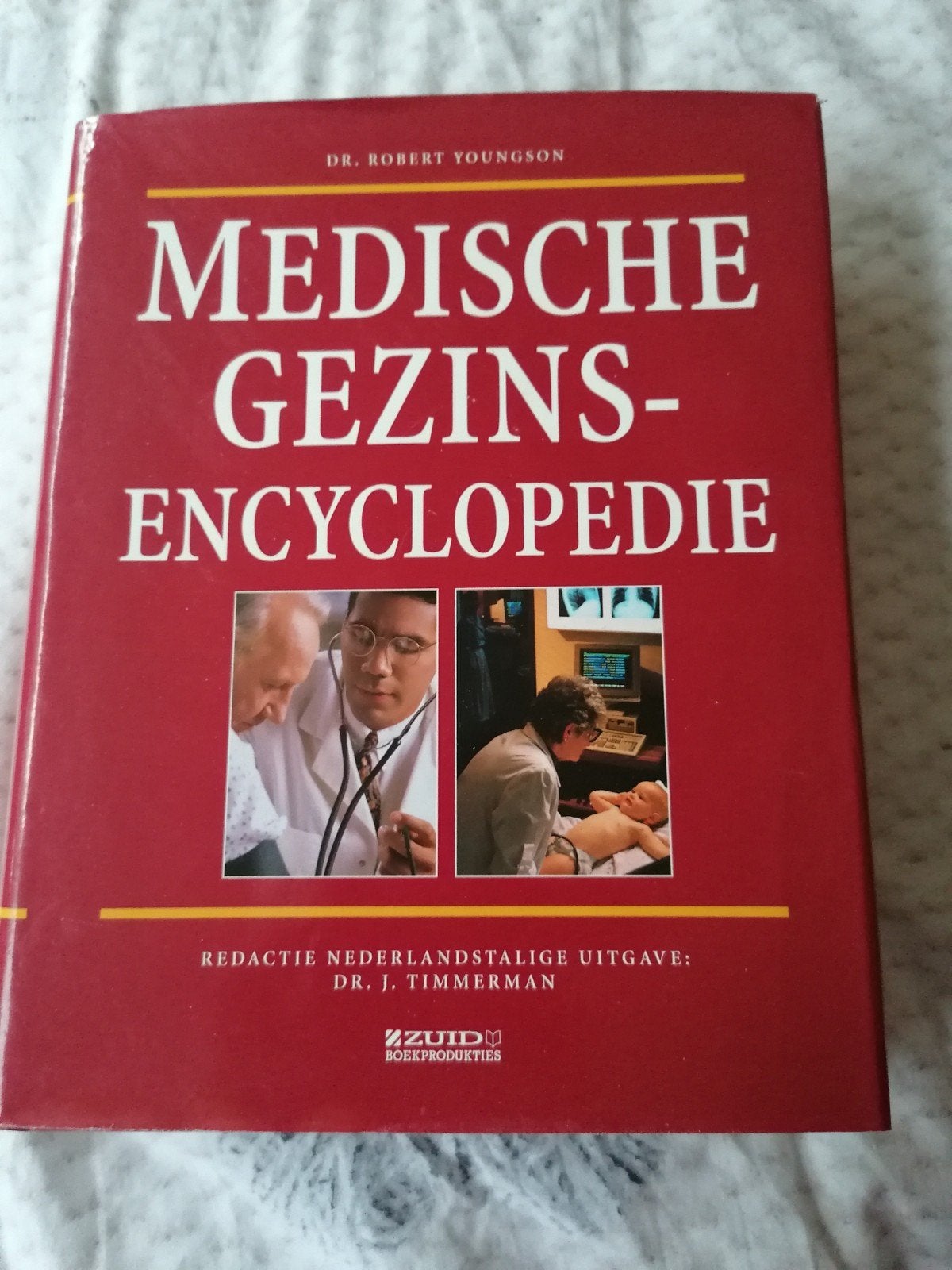 Medische Gezins-Encyclopedie - Dr. Robert Youngson, Gelezen, Medisch, Ophalen of Verzenden, Los deel