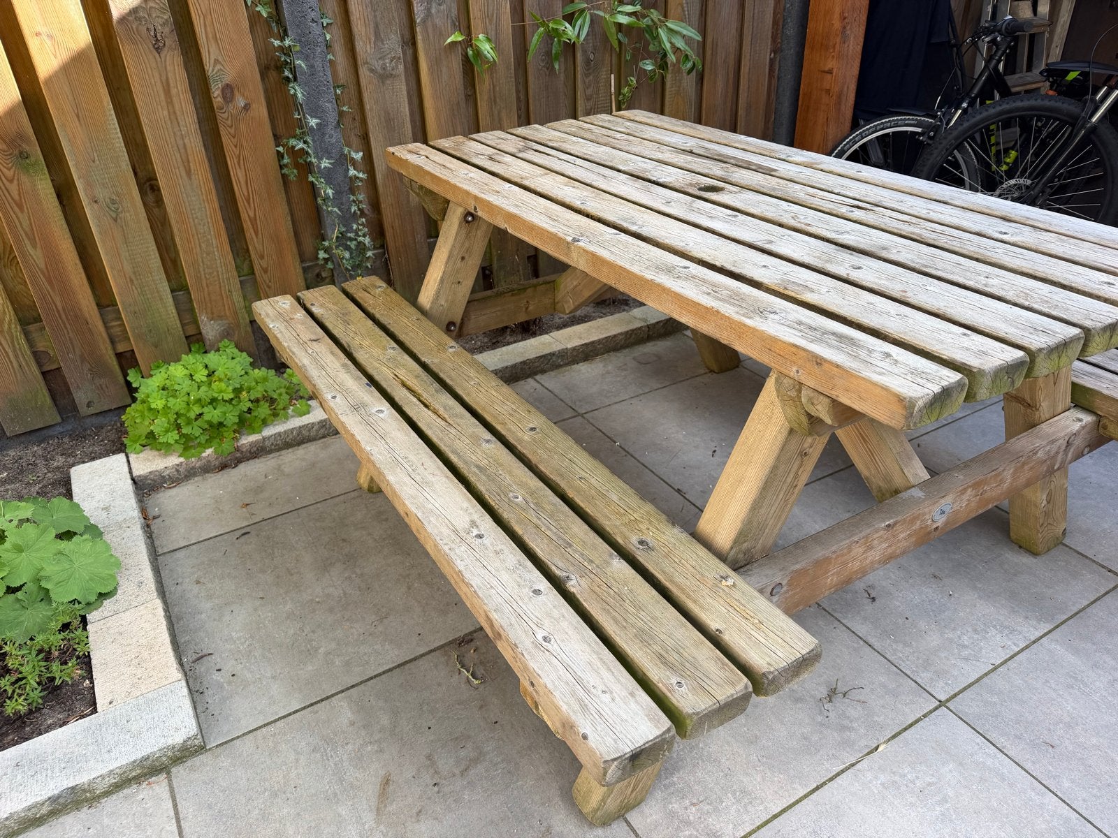 Degelijke picknicktafel van Talen Staphorst - 148 X 75 blad, Ophalen, Gebruikt, Rechthoekig, Hout