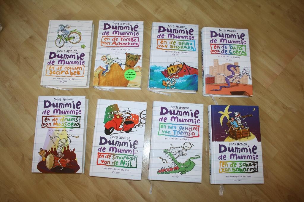 Tosca Menten - Dummie de Mummie - 6 euro per stuk, Boeken, Ophalen of Verzenden, Gelezen