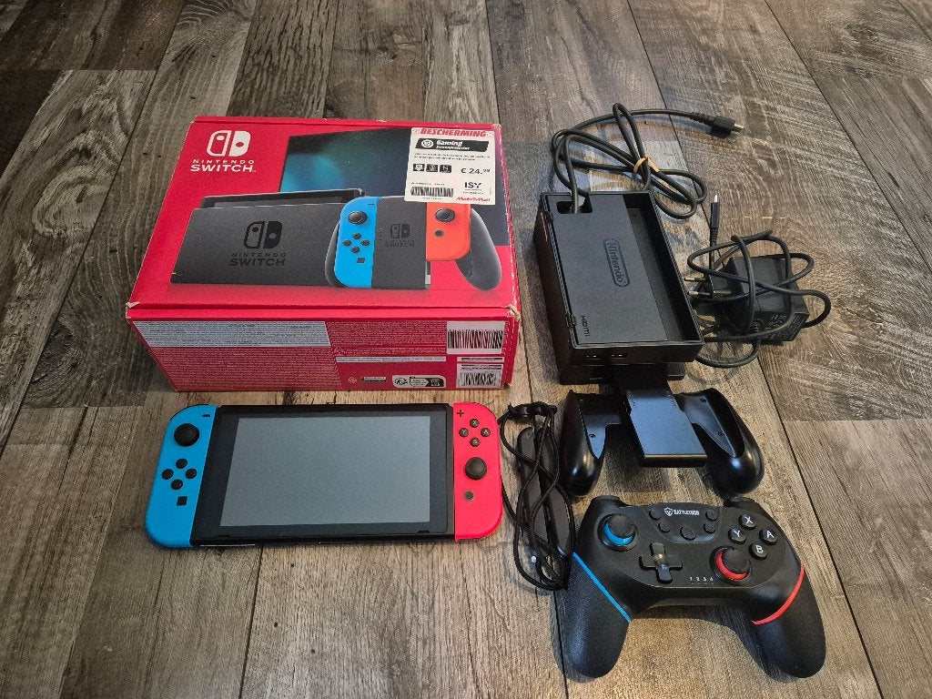 Nintendo Switch Rood/Blauw - Compleet, Spelcomputers en Games, Ophalen, Zo goed als nieuw, Met 2 controllers, Switch Original