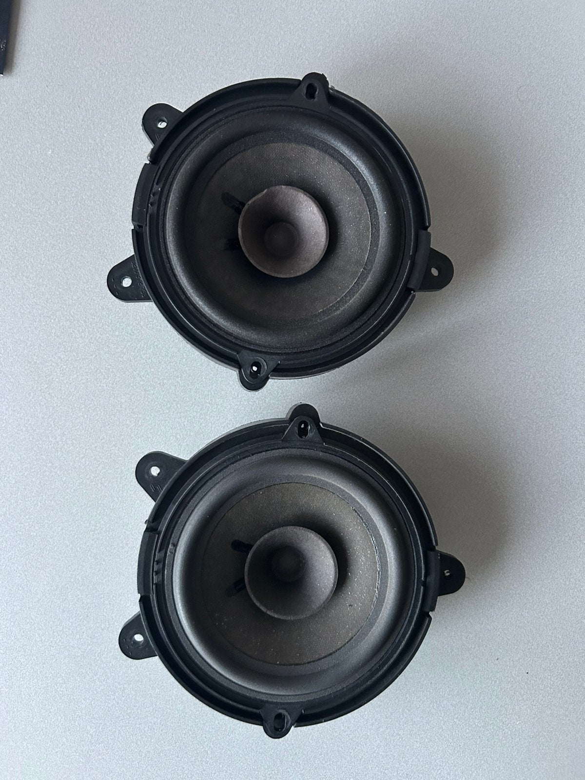 Originele Renault Twingo speakers 16,5 cm/6,5 inch, Auto diversen, Ophalen of Verzenden, Gebruikt