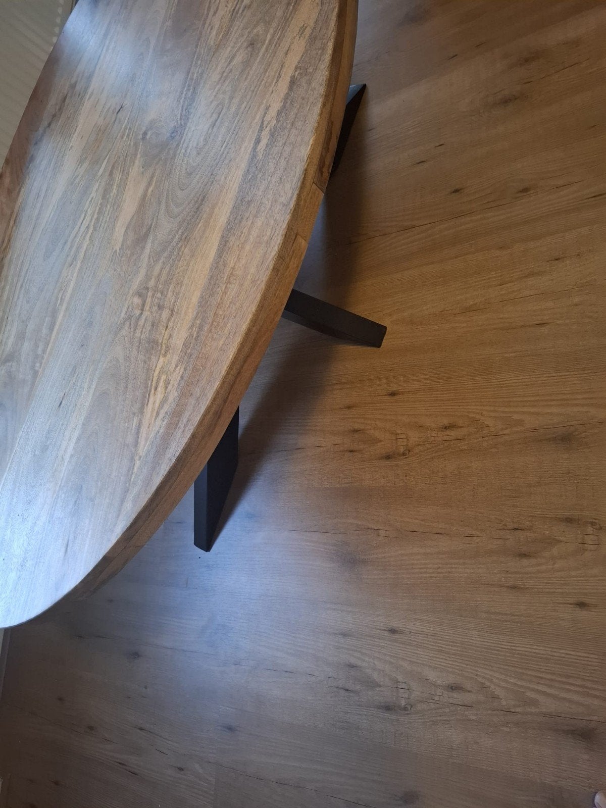 Salontafel Tulsa ovaal mango 120x70cm, Huis en Inrichting, Overige houtsoorten, 50 – 75, 100 tot 150 cm, Zo goed als nieuw