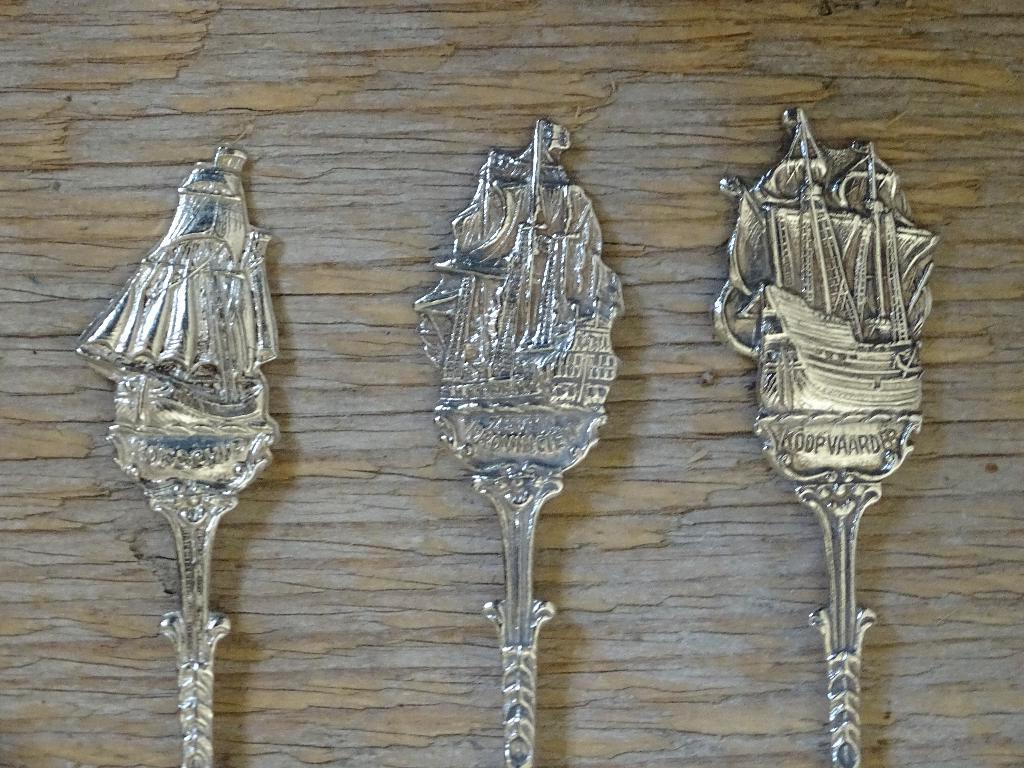 6x Theelepeltje, D.E. Zeilschepen, verzilverd, gaaf, Antiek en Kunst, Antiek | Bestek, Ophalen of Verzenden