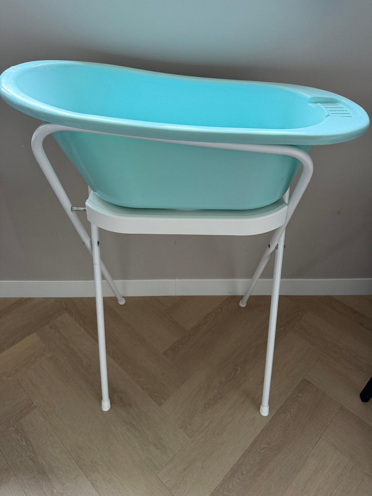 Babybadje en standaard gratis af te halen, Kinderen en Baby's, Badjes en Verzorging, Ophalen, Gebruikt, Badje, Standaard