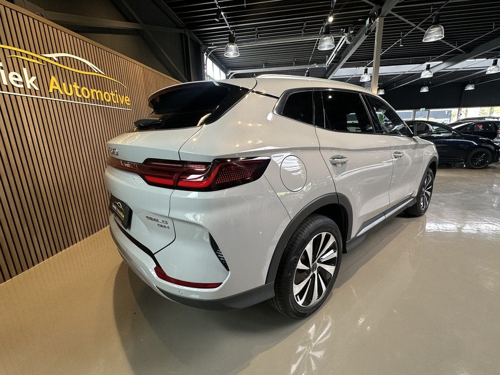 BYD SEAL U 1.5 T DM-i DESIGN AWD 325 PK MEERDERE DIRECT UIT, Auto's, Automaat, Seal U, Huisgarantie, 4 cilinders