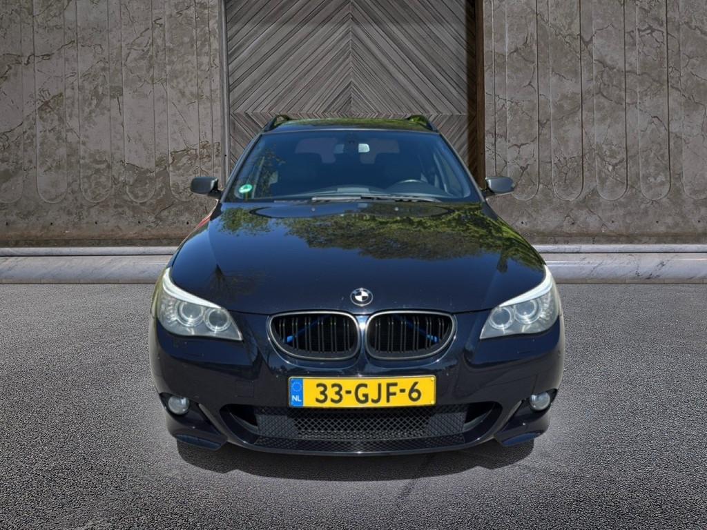 BMW 5 Serie Touring 530i M sport youngtimer (bj 2008), Auto's, BMW, Achterwielaandrijving, Gebruikt, Zwart, 2000 kg