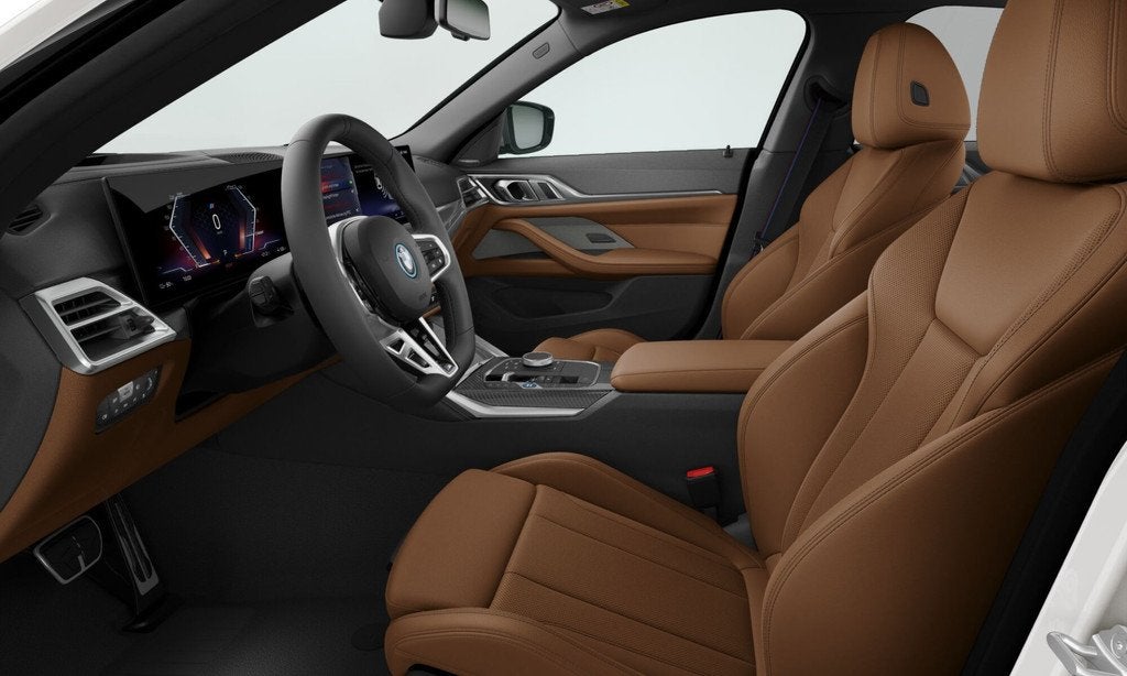 BMW i4 xDrive40 M-Sport Pro - Dak - Memoryzetel - ACC - Harm, Auto's, BMW, 12 maanden, Gebruikt, Wit, Leder