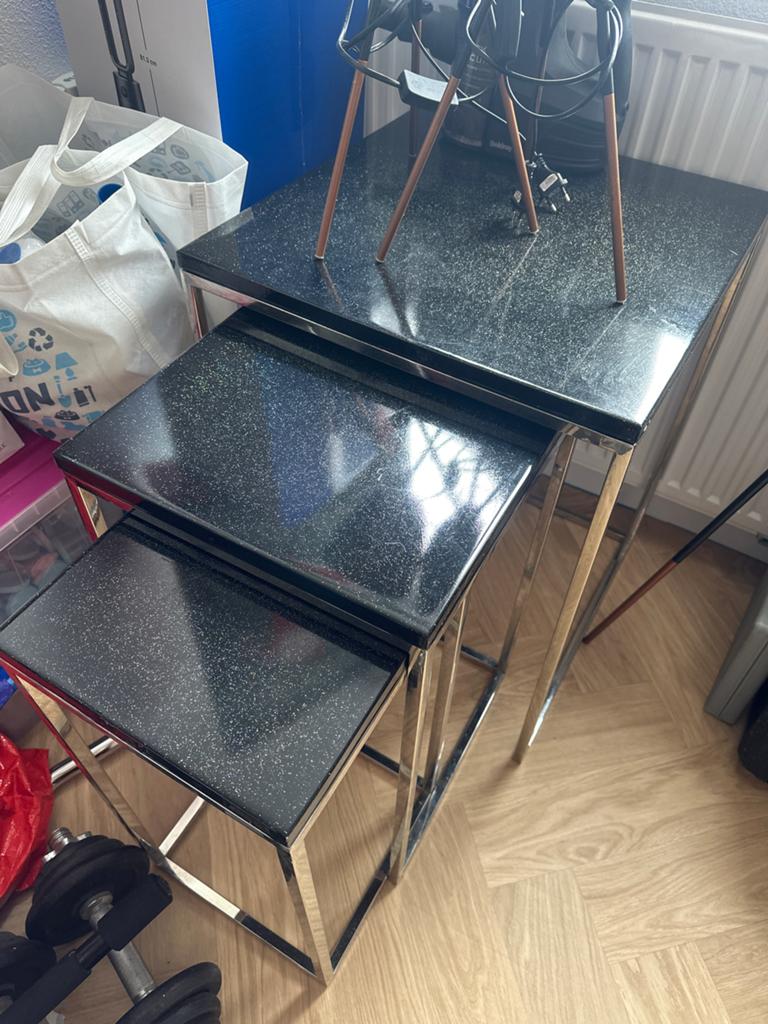3 Handgemaakte Epoxy Glitter Tafels - In Elkaar Te Schuiven, Ophalen, Minder dan 55 cm, Gebruikt, Rechthoekig