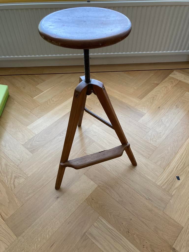 Bauhaus architect houten vintage kruk jaren 30 Frankrijk, Ophalen, In hoogte verstelbaar, Gebruikt, Hout