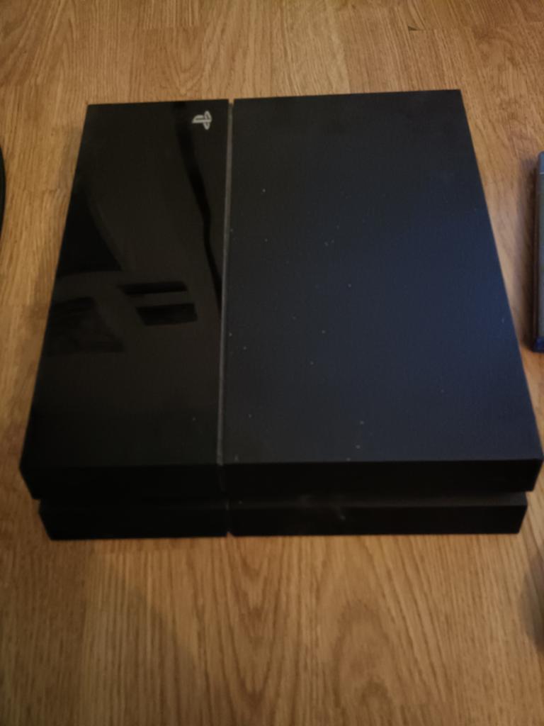 PlayStation 4 (PS4) met 3 controllers en games, Spelcomputers en Games, Ophalen of Verzenden, 1 TB, Met 1 controller, Original