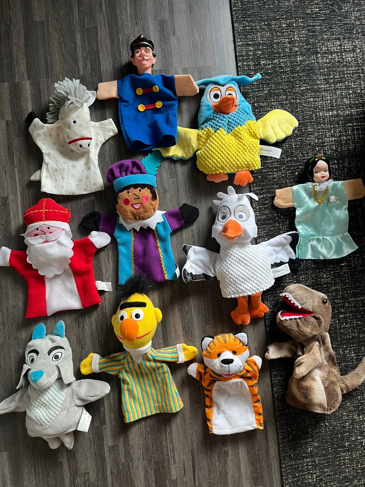 Gave set handpoppen met Sint en piet, Ophalen of Verzenden, Overige typen