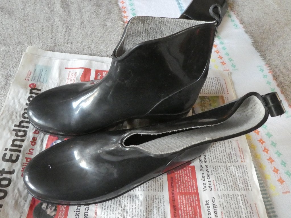 Zwarte halfhoge rubber laarsjes, maat 41 - Nooit gedragen, Zwart, Nieuw, Ophalen of Verzenden, Regenlaarzen