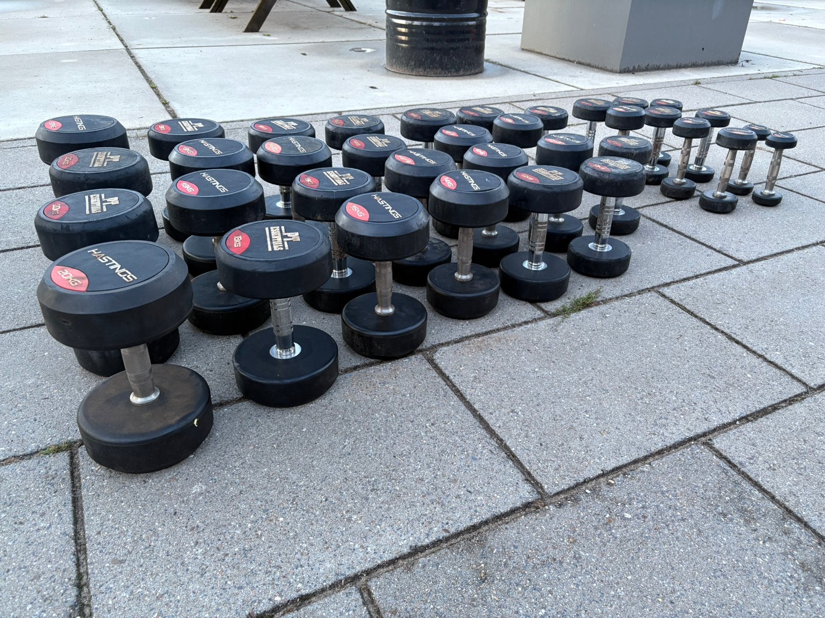 Dumbell set (2-20kg), Ophalen, Zo goed als nieuw